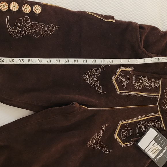 Mens Lederhosen I believe this would be a 36 waist, 23" leg & 10" inseam. - Picture 4 of 6